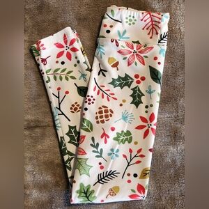 Lularoe Girls Christmas S/M Leggings.